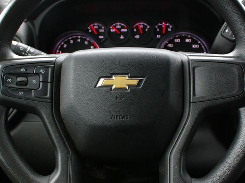 Used 2023 Chevrolet Silverado 1500 Custom image 23