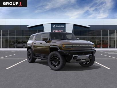 New 2026 GMC Hummer EV SUV w/ LPO, Dark Essentials Package