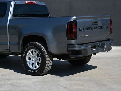 Used 2022 Chevrolet Colorado LT w/ Fleet Safety Package image 14