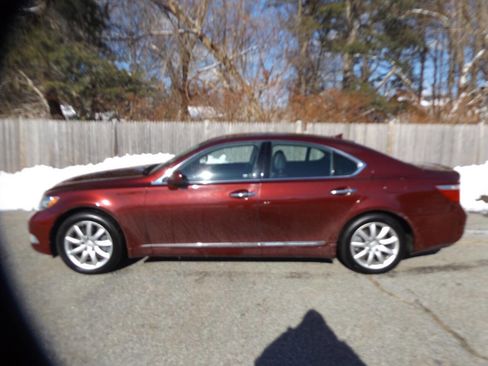 Used 2009 Lexus LS 460 AWD image 2
