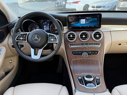 Used 2020 Mercedes-Benz C 300 4MATIC Sedan image 11