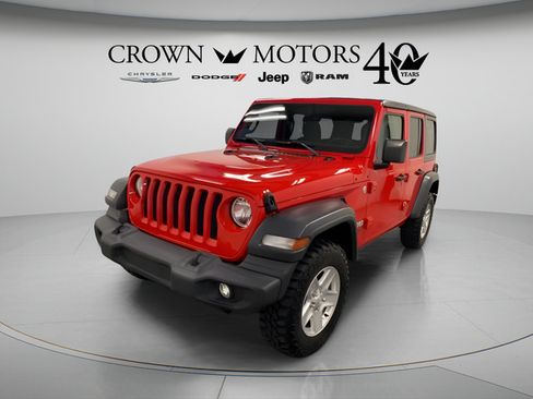 Used 2018 Jeep Wrangler Unlimited Sport S AWD/4WD image 3
