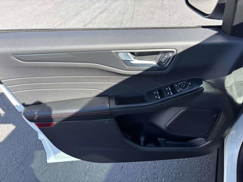 New 2026 Ford Escape ST-Line w/ Tech Pack #1 image 11