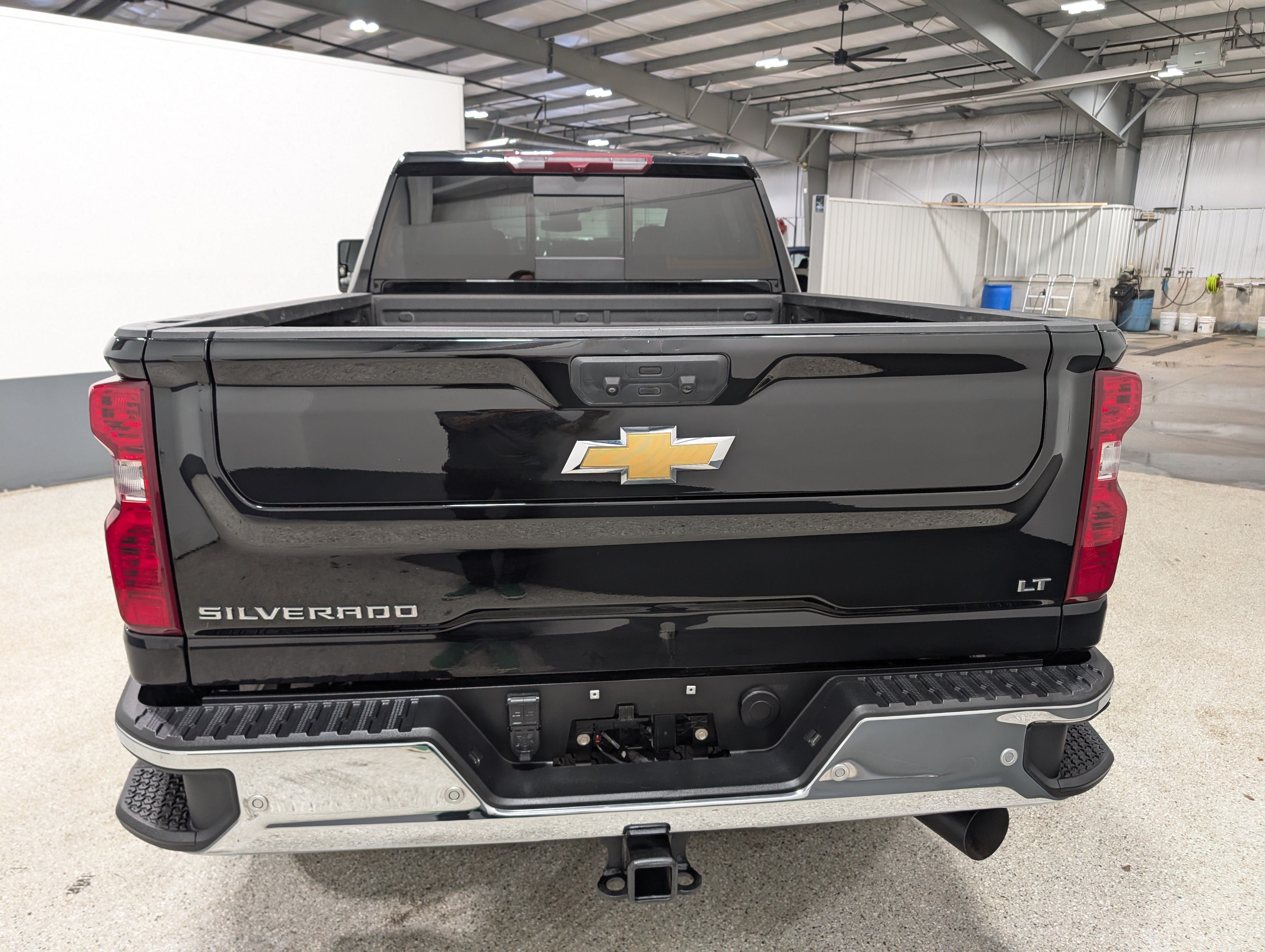 Used 2024 Chevrolet Silverado 2500 LT w/ All Star Edition AWD/4WD image 4