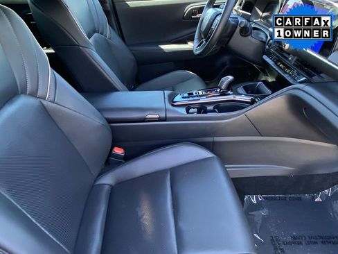 Certified 2025 Toyota Crown XLE image 16