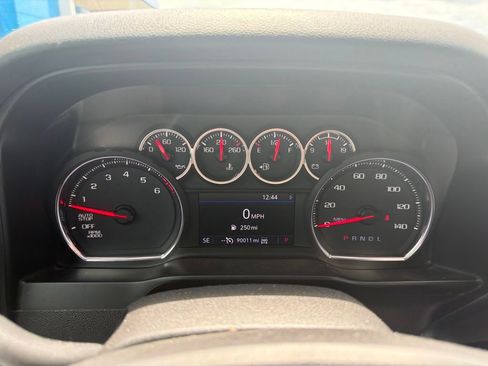 Used 2020 Chevrolet Silverado 1500 RST AWD/4WD image 3