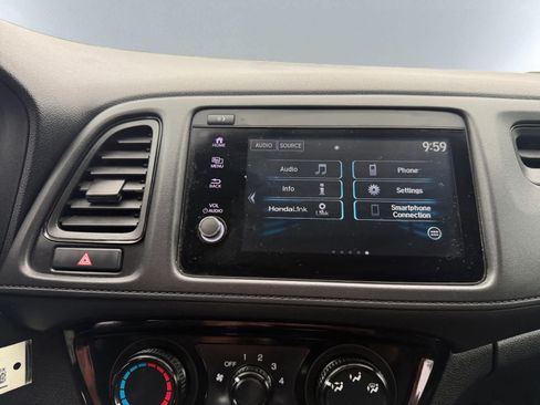 Used 2019 Honda HR-V Sport image 14