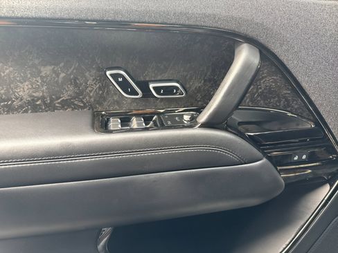 Used 2024 Land Rover Range Rover Sport Dynamic SE image 10