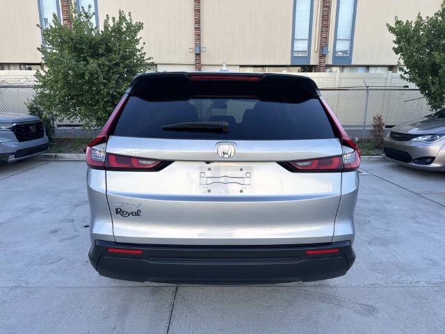 Used 2024 Honda CR-V EX image 6
