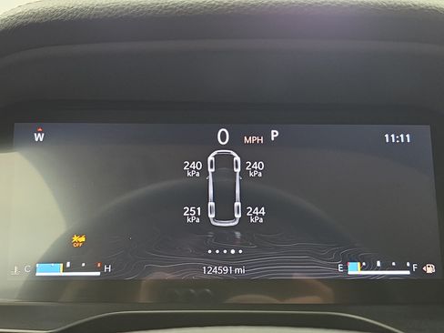 Used 2022 Jeep Grand Cherokee Limited AWD/4WD image 19