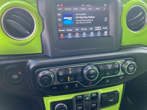 Used 2019 Jeep Wrangler Unlimited Sahara w/ Cold Weather Group image 16