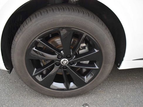 Used 2024 Jaguar F-PACE R-Dynamic S AWD/4WD image 16