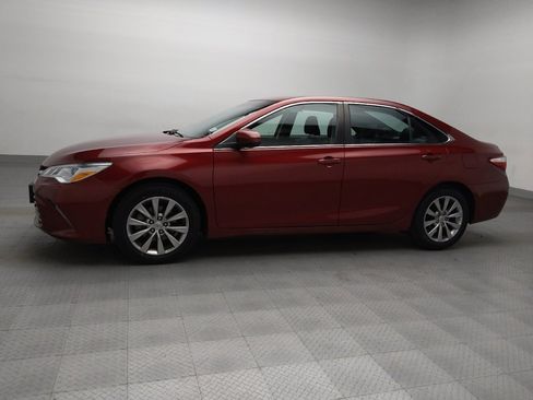 Used 2015 Toyota Camry XLE image 2