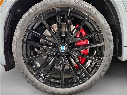 New 2026 BMW X5 xDrive40i w/ M Sport Package AWD/4WD image 16