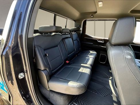 Used 2022 Chevrolet Silverado 1500 RST image 24