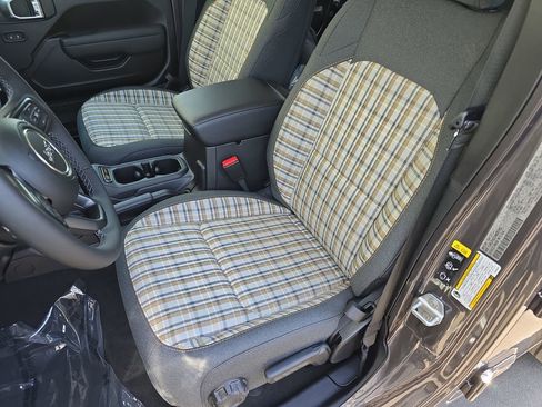 New 2026 Jeep Wrangler Unlimited Sport AWD/4WD image 14