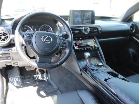 Used 2025 Lexus IS 300 F Sport RWD image 13