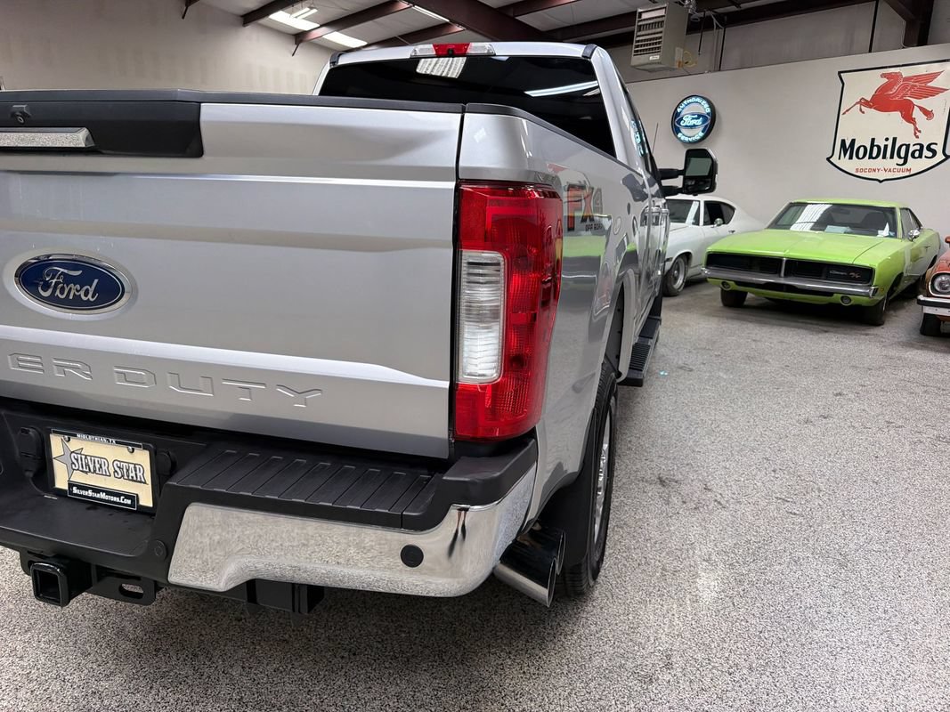 Used 2019 Ford F250 XLT w/ XLT Premium Package AWD/4WD image 16