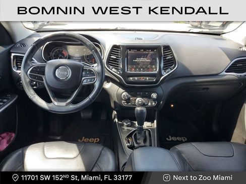 Used 2019 Jeep Cherokee Limited w/ Luxury Group image 14