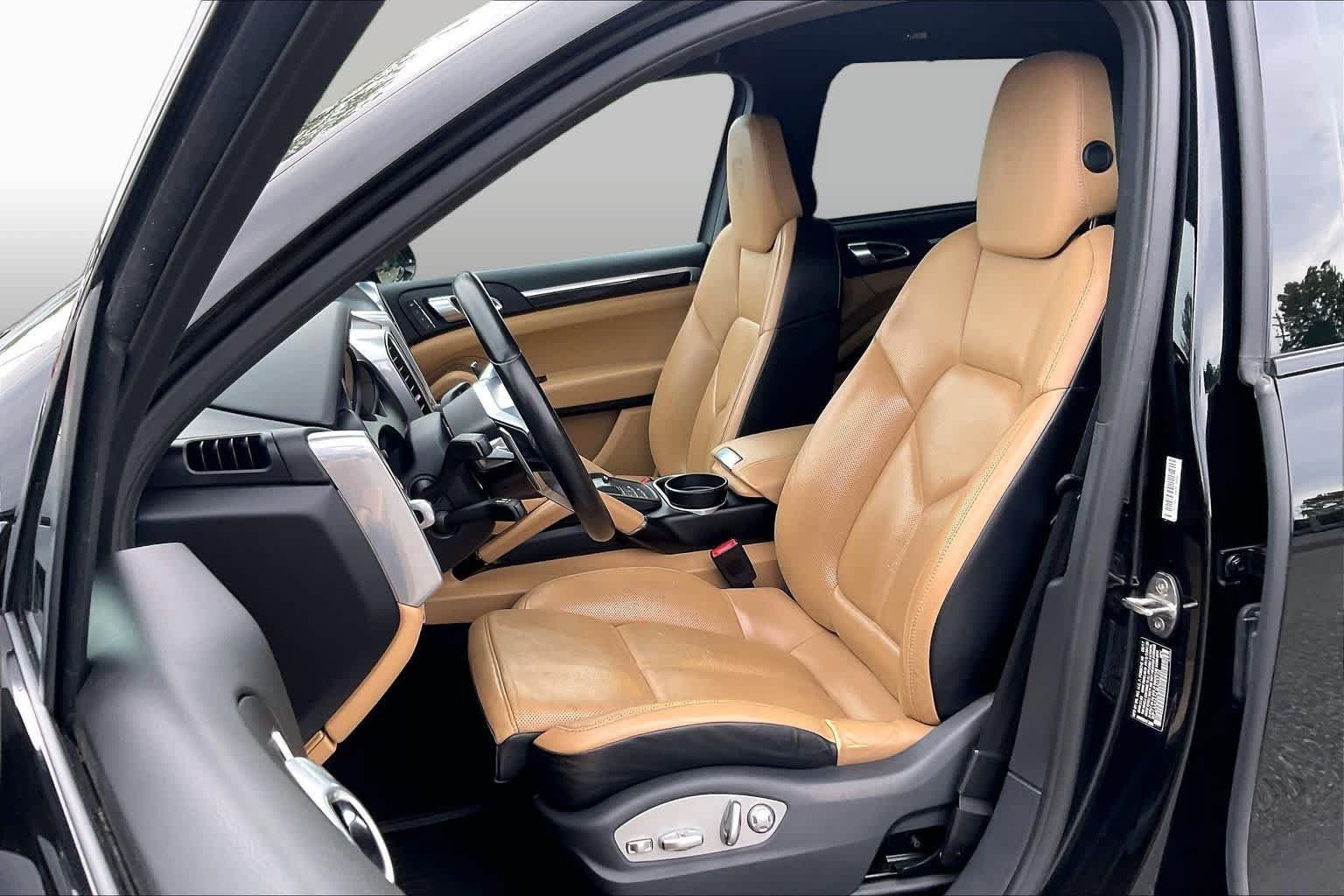 Used 2018 Porsche Cayenne AWD/4WD image 7