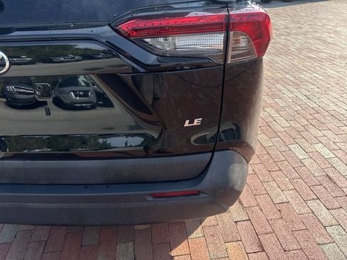 Used 2023 Toyota RAV4 LE FWD image 12