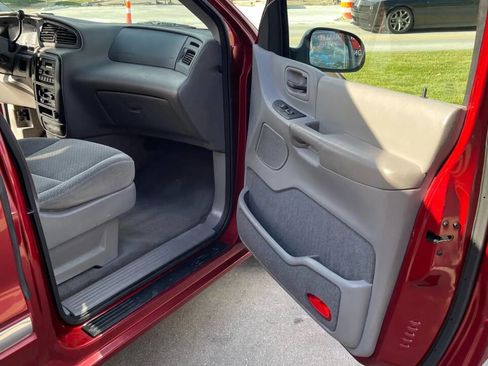 Used 2000 Ford Windstar SE image 14