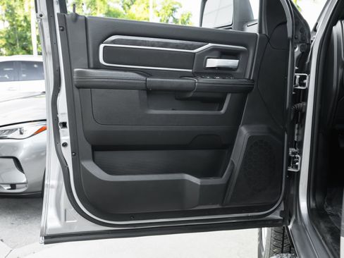 Used 2024 RAM 2500 Big Horn w/ Bed Utility Group image 31