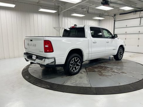 Used 2025 RAM 1500 Laramie AWD/4WD image 3