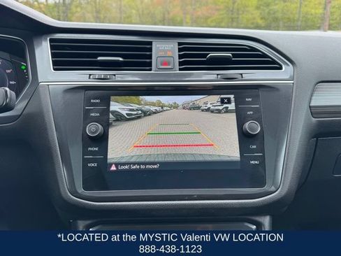Certified 2023 Volkswagen Tiguan SEL R-Line AWD/4WD image 35