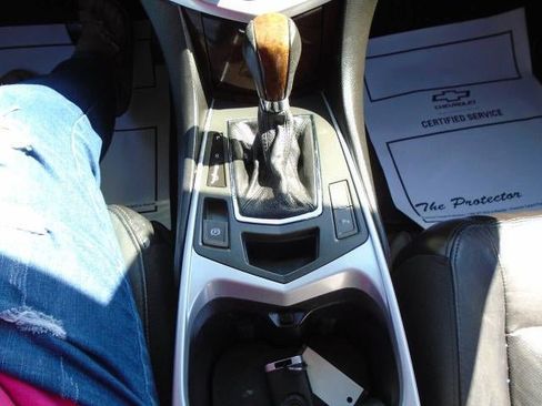 Used 2010 Cadillac SRX Luxury AWD/4WD image 13