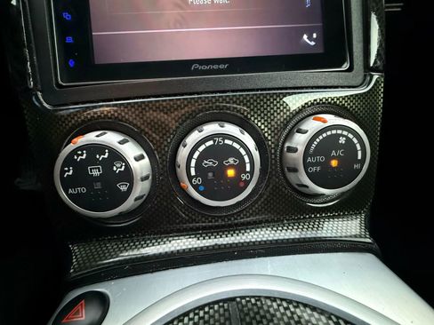 Used 2006 Nissan 350Z Enthusiast image 38