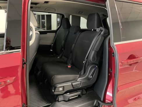 Used 2025 Honda Odyssey Elite image 23