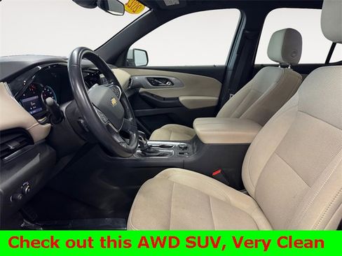 Used 2022 Chevrolet Traverse LT image 5