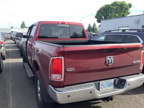 Used 2015 RAM 3500 Laramie w/ Convenience Group AWD/4WD image 3