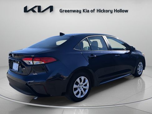 Used 2023 Toyota Corolla LE image 7