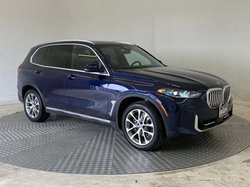 New 2026 BMW X5 xDrive40i w/ Premium Package image 7
