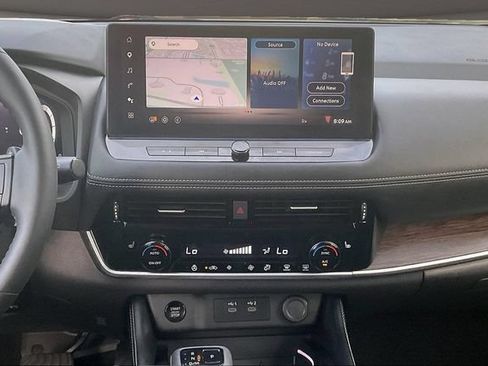 Certified 2025 Nissan Rogue Platinum AWD/4WD image 6