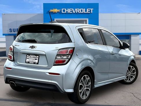 Used 2018 Chevrolet Sonic LT w/ Convenience Package FWD image 4