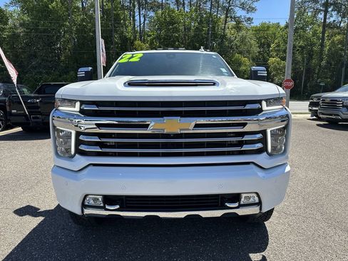 Used 2022 Chevrolet Silverado 3500 High Country w/ Technology Package AWD/4WD image 11