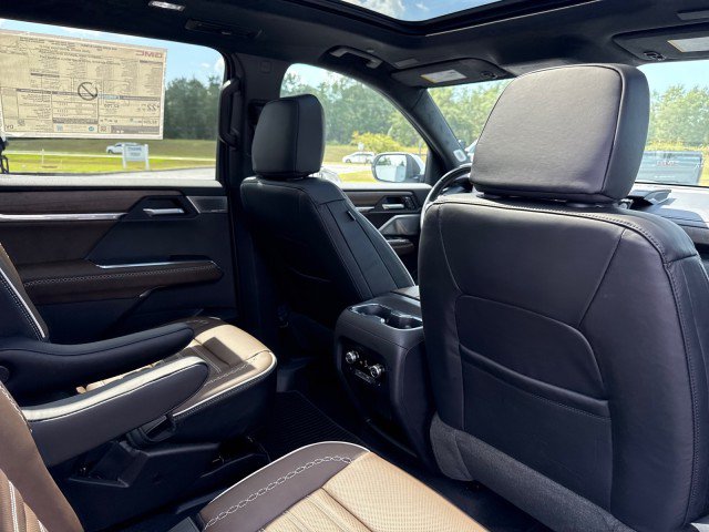 New 2026 GMC Acadia Denali Ultimate FWD image 15