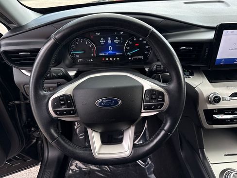 Certified 2020 Ford Explorer XLT image 14