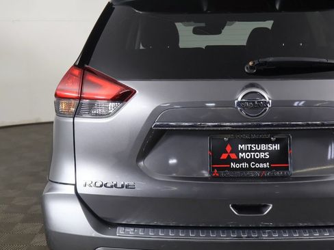 Used 2017 Nissan Rogue SL AWD/4WD image 15