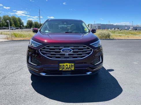 Used 2019 Ford Edge Titanium w/ Equipment Group 301A AWD/4WD image 8