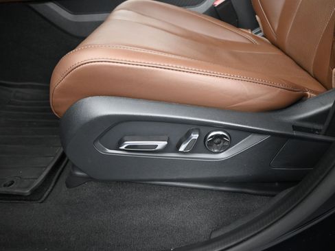 Used 2023 Acura MDX FWD w/ Technology Package image 11