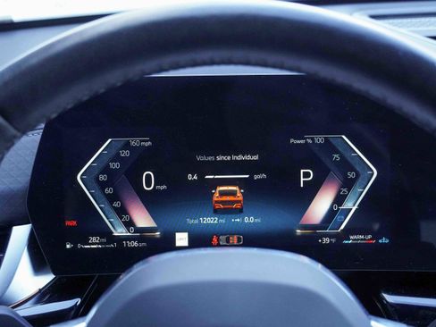 Certified 2025 BMW X2 xDrive28i image 19