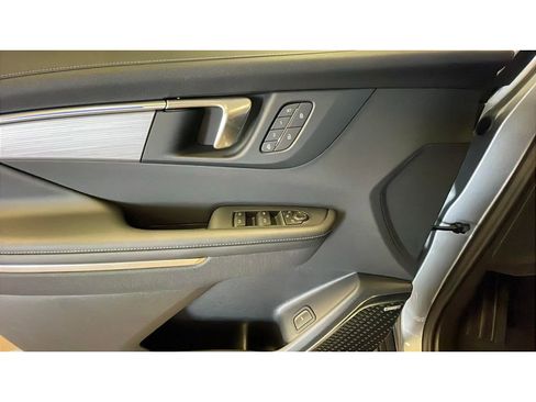 New 2026 Buick Enclave Preferred w/ Power Package AWD/4WD image 9