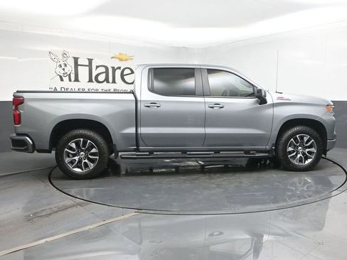 Used 2025 Chevrolet Silverado 1500 RST AWD/4WD image 35
