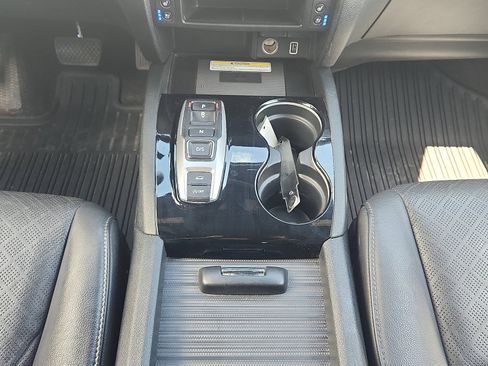 Used 2023 Honda Passport Elite image 19