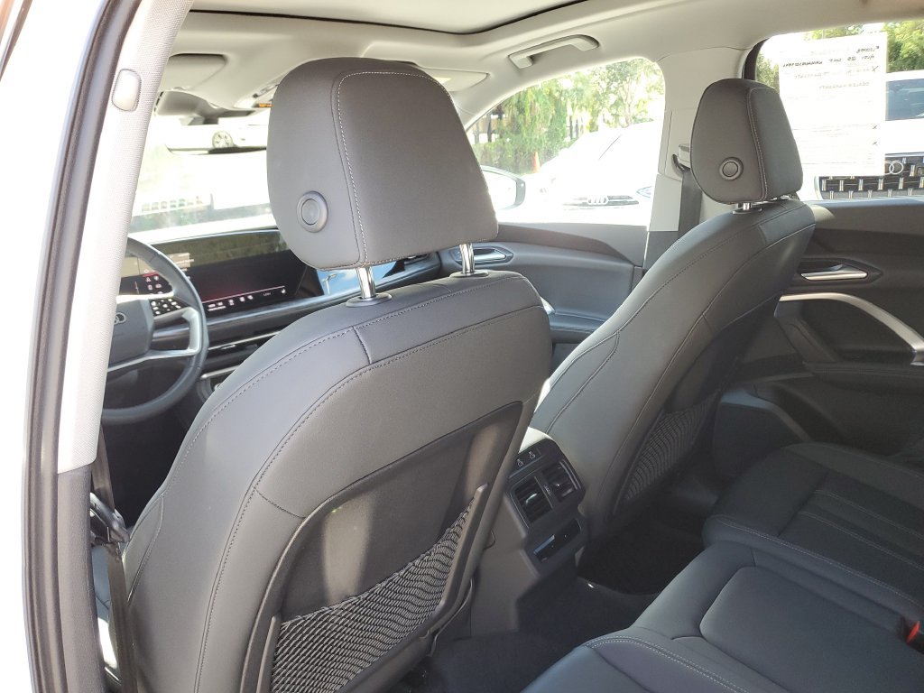 Certified 2025 Audi Q5 Premium w/ Convenience Package AWD/4WD image 18