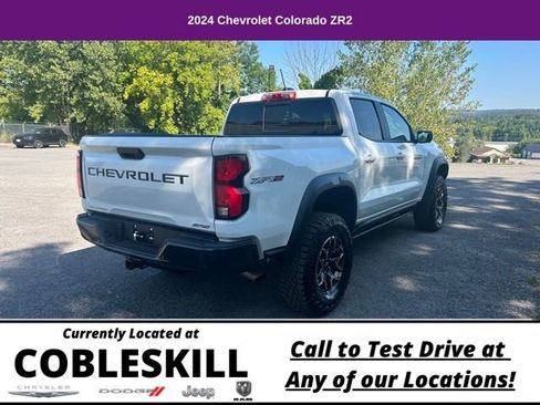 Used 2024 Chevrolet Colorado ZR2 w/ ZR2 Convenience Package III image 5